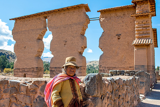 Raqchi Archaeological Complex, Cusco to Puno Bus